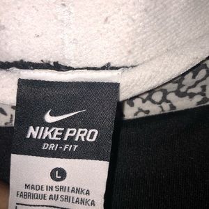 Nike workout paint